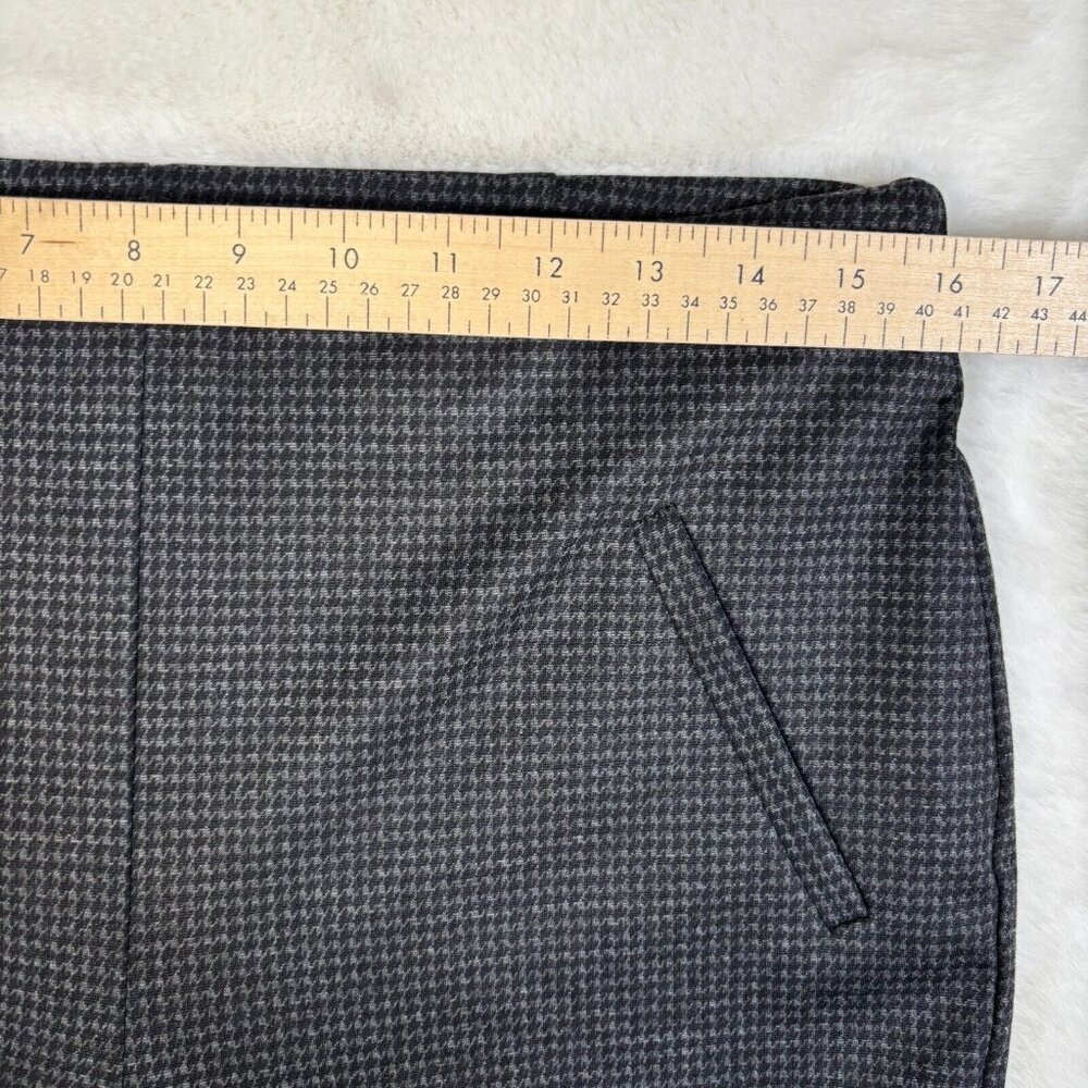 Chico's Pants 1 Women's 8 Black Gray Houndstooth Slim Leg Elastic Waist Pull-On - Picture 7 of 11